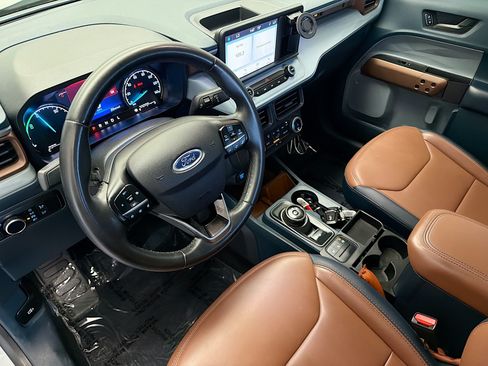 Used 2023 Ford Maverick Lariat FWD image 7