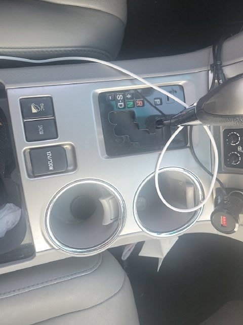 Used 2012 Toyota Highlander SE w/ Tow Pkg AWD/4WD image 26