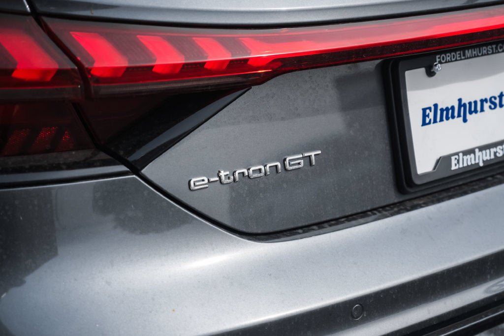 Used 2024 Audi e-tron GT Premium Plus w/ Executive Package AWD/4WD image 16