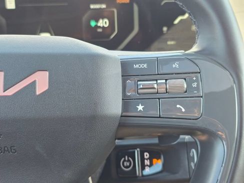Certified 2024 Kia EV9 GT-Line AWD/4WD image 36
