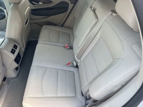 Used 2022 GMC Terrain Denali image 14