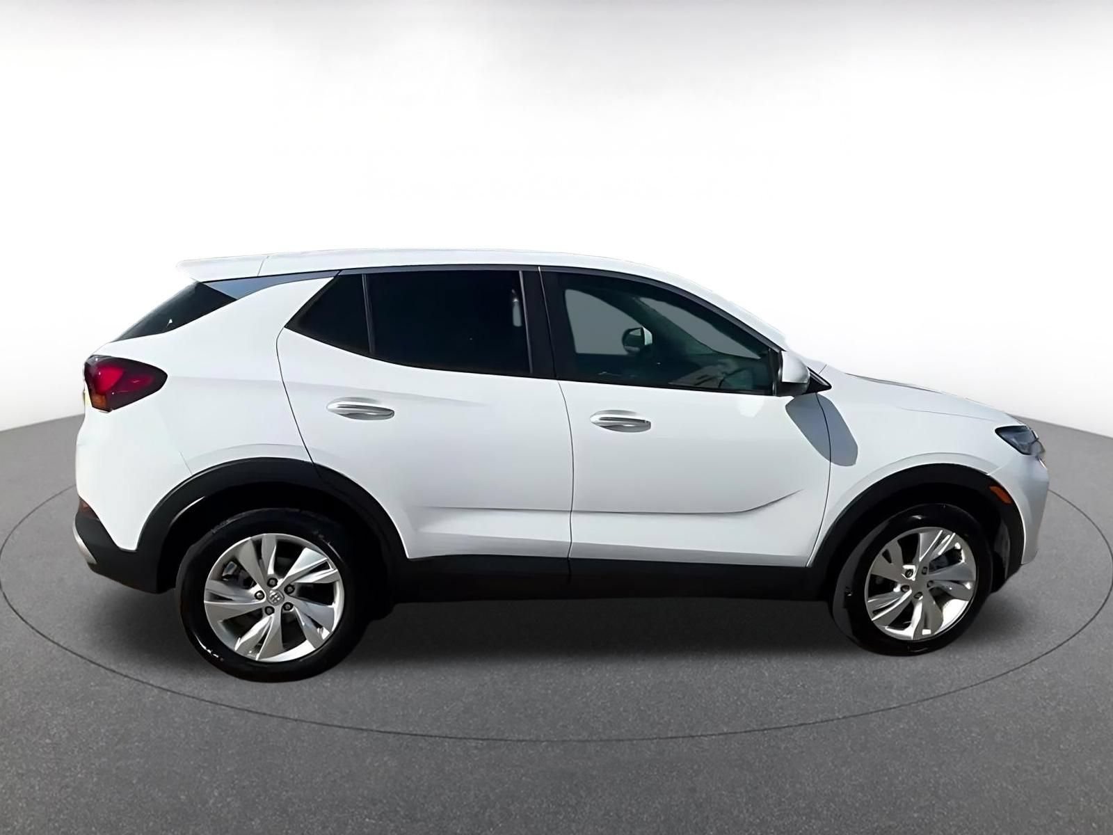 Used 2025 Buick Encore GX Preferred AWD/4WD image 14