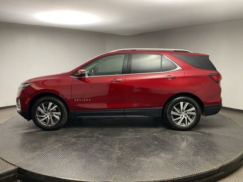 Used 2022 Chevrolet Equinox Premier AWD/4WD image 4