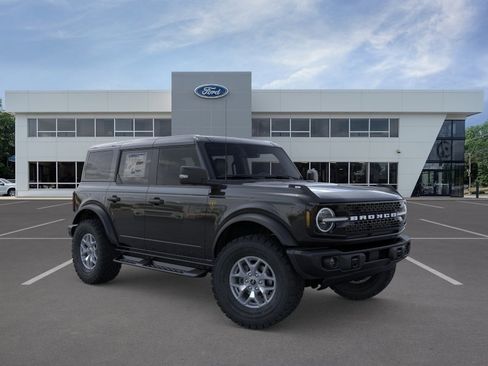 New 2025 Ford Bronco Badlands AWD/4WD image 32