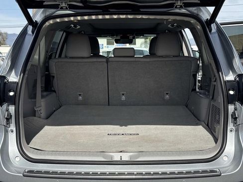 Used 2018 Toyota Highlander Limited Platinum w/ Carpet Mat Package (TMS) image 26