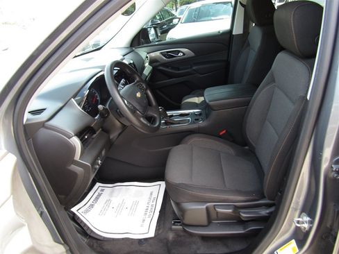 Used 2020 Chevrolet Traverse LS w/ LPO, Blackout Package FWD image 14