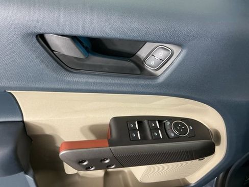 New 2025 Ford Maverick Lariat w/ 4K Tow Package AWD/4WD image 17