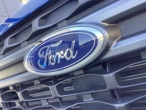 Used 2023 Ford Maverick XLT w/ XLT Luxury Package FWD image 4