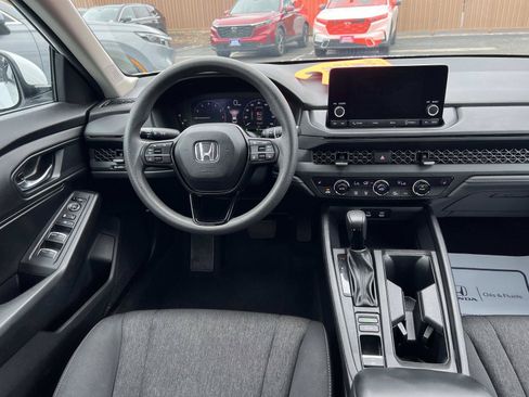 Used 2024 Honda Accord EX image 7