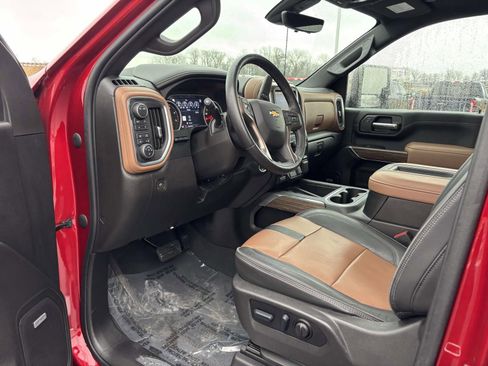Used 2022 Chevrolet Silverado 3500 High Country w/ Z71 Off-Road Package image 28