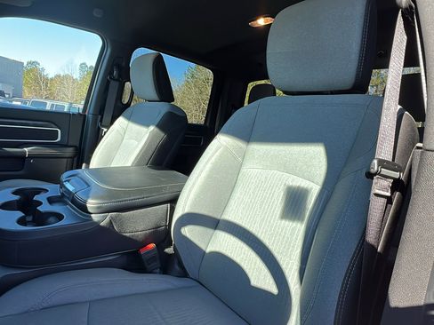 Used 2024 RAM 2500 Big Horn w/ Bed Utility Group image 18