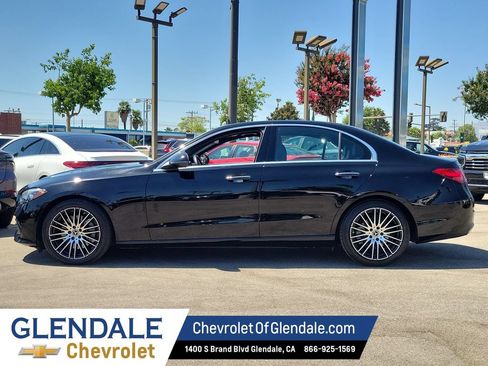 Used 2025 Mercedes-Benz C 300 Sedan image 14