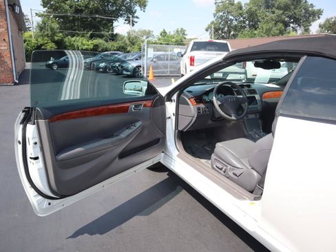 Used 2006 Toyota Solara SLE FWD image 13