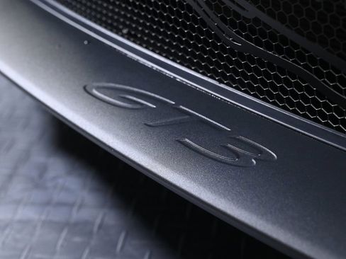 Used 2026 Porsche 911 GT3 RWD image 32