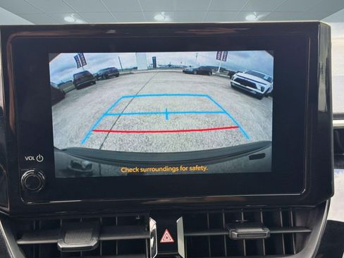 Used 2025 Toyota Corolla SE FWD image 24