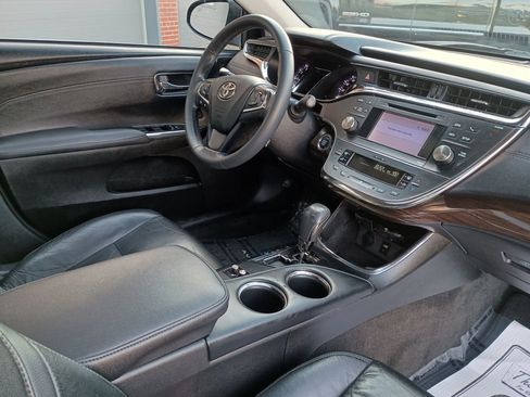 Used 2013 Toyota Avalon XLE Touring FWD image 17