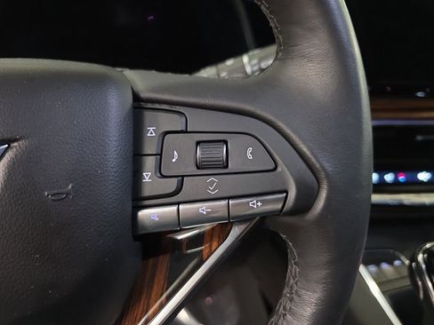 Certified 2023 Cadillac Escalade ESV Premium Luxury image 21