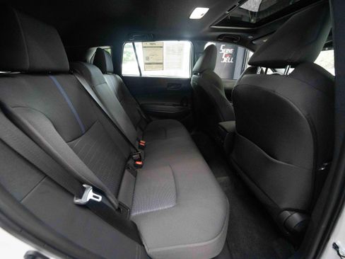 Used 2025 Toyota Corolla Cross AWD Hybrid w/ Moonroof Package image 25