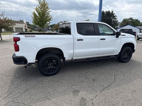 Used 2025 Chevrolet Silverado 1500 Custom Trail Boss w/ Turbomax Blackout Package AWD/4WD image 66