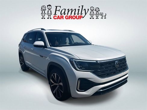 New 2026 Volkswagen Atlas SEL Premium R-Line AWD/4WD image 2