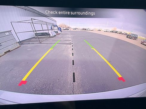 New 2026 Jeep Grand Cherokee Altitude image 18