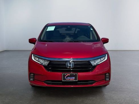 Used 2024 Honda Odyssey EX image 3