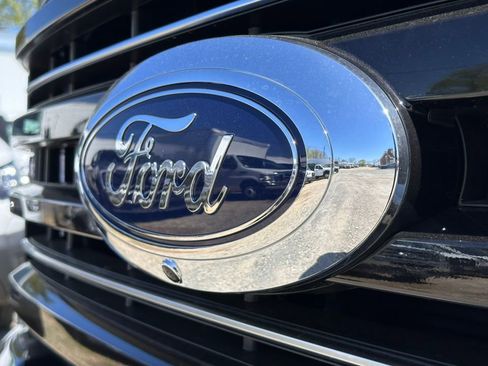 New 2025 Ford F350 Platinum w/ FX4 Off-Road Package image 15