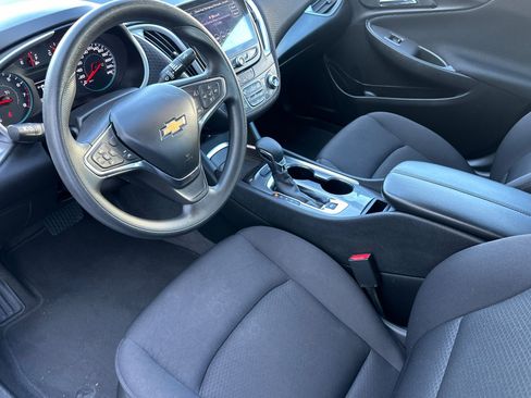 Used 2023 Chevrolet Malibu LT FWD image 11