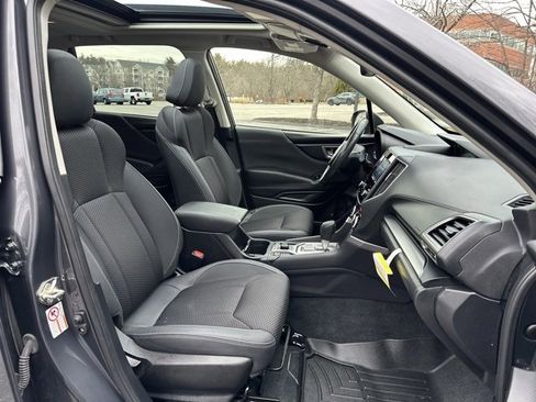 Used 2020 Subaru Forester Premium image 25