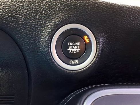 Used 2021 Dodge Challenger SXT image 19