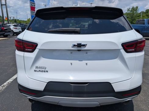 Used 2024 Chevrolet Blazer LT w/ Convenience Package FWD image 4