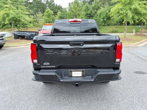 Certified 2025 Chevrolet Colorado Z71 w/ Technology Package AWD/4WD image 6