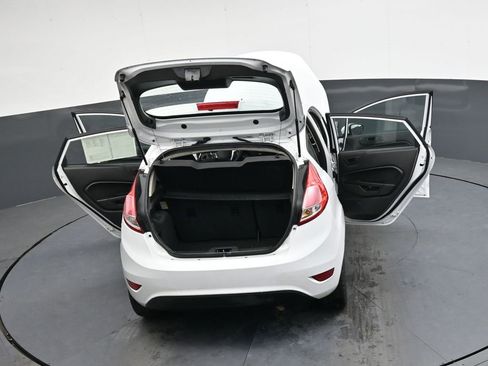 Used 2018 Ford Fiesta SE image 44