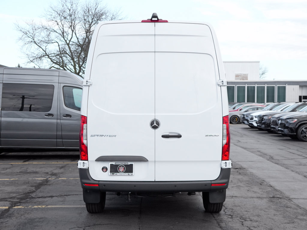 Used 2026 Mercedes-Benz Sprinter 2500 image 4