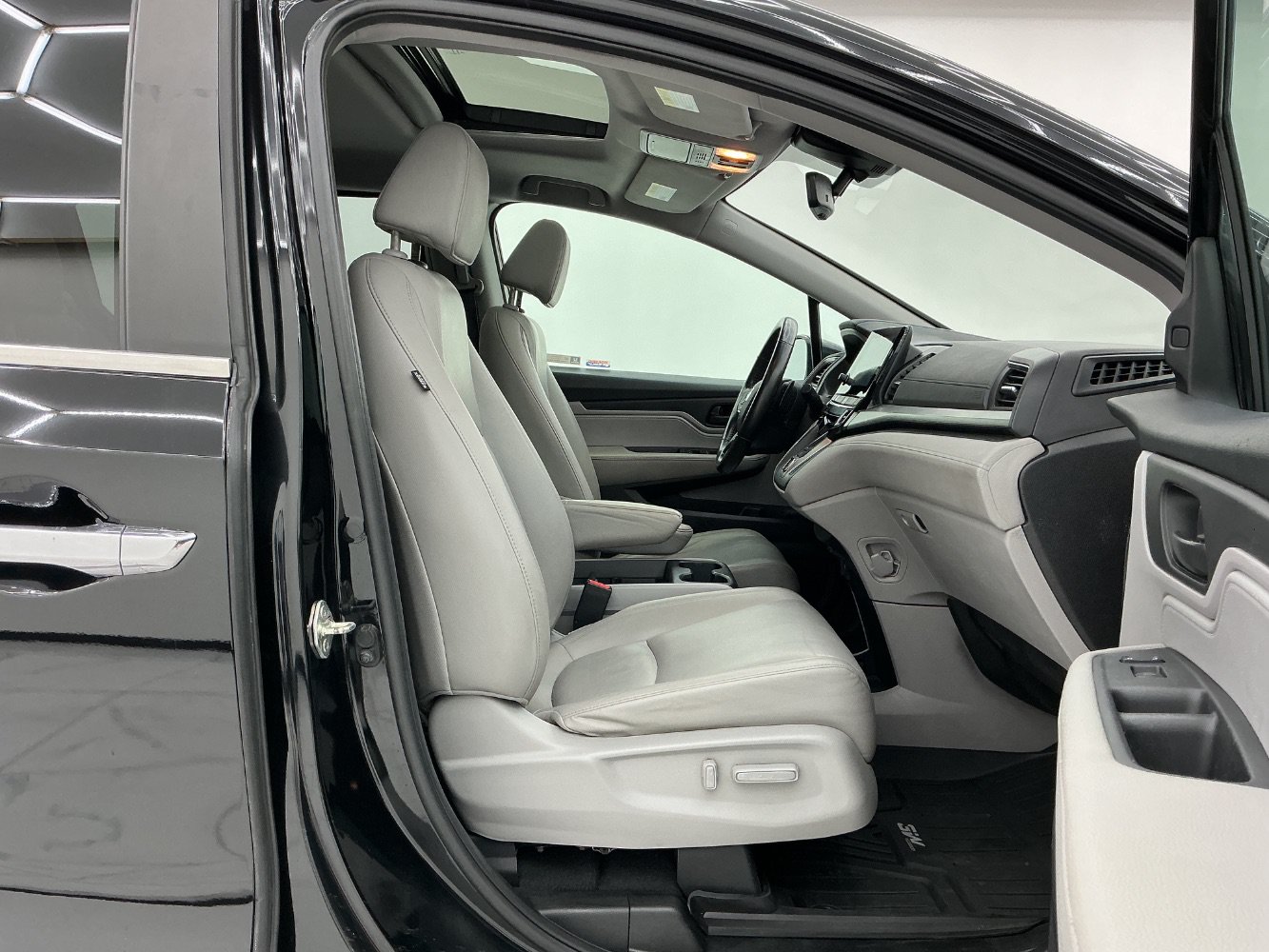 Used 2019 Honda Odyssey EX-L image 15