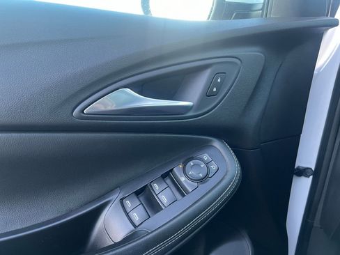 Used 2025 Buick Encore GX Preferred image 20