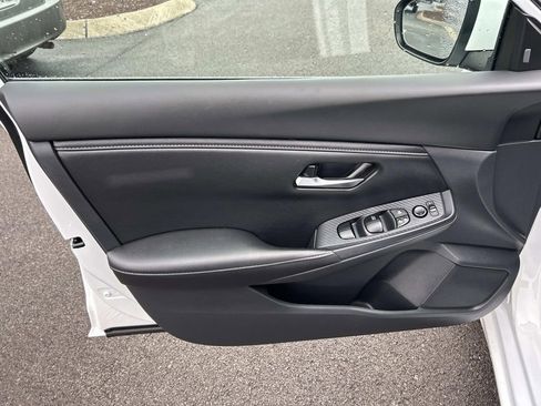 Used 2023 Nissan Sentra SV image 18