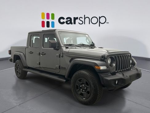 Used 2022 Jeep Gladiator Sport AWD/4WD image 7