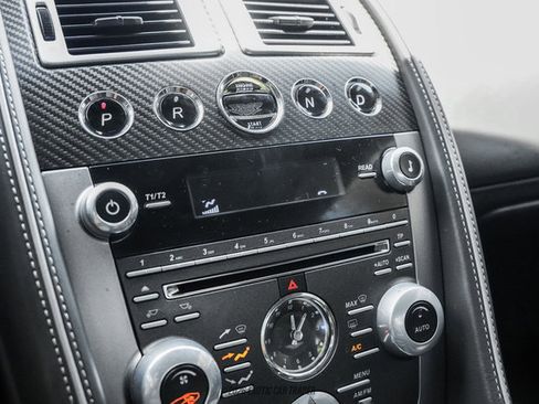 Used 2013 Aston Martin DB9 Coupe RWD image 22