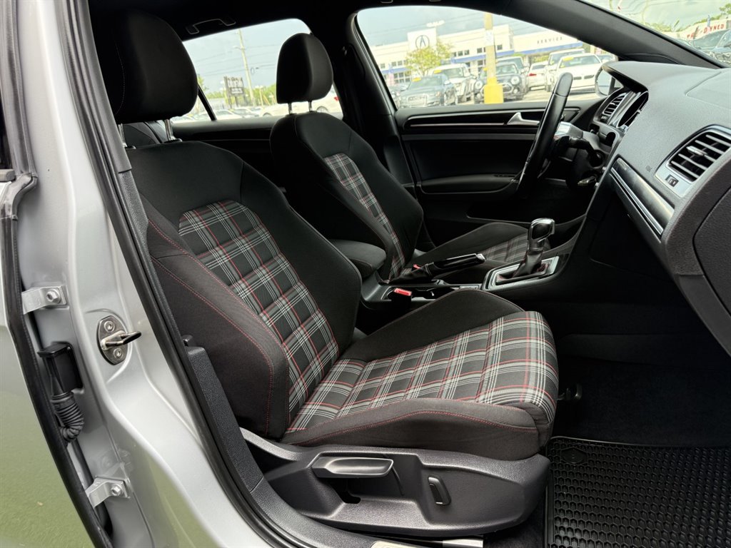 Used 2015 Volkswagen GTI S FWD image 14