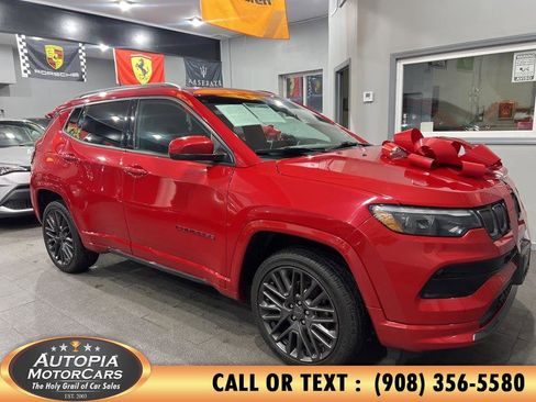 Used 2022 Jeep Compass Limited w/ (RED) Package image 7
