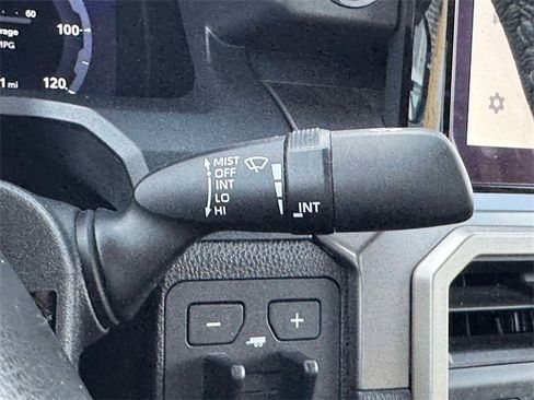 Used 2024 Toyota Tacoma TRD Off-Road image 19