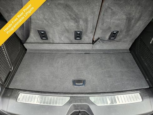 Used 2023 Chevrolet Tahoe High Country AWD/4WD image 19