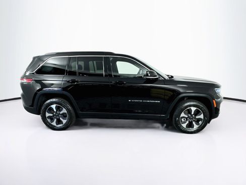 Used 2024 Jeep Grand Cherokee Limited 4xe AWD/4WD image 8