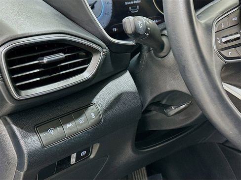 Used 2022 Hyundai Santa Fe XRT image 10