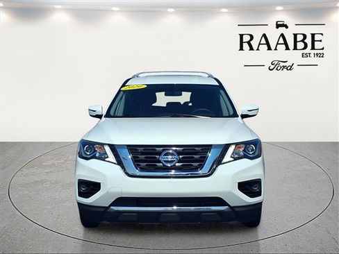 Used 2020 Nissan Pathfinder S image 2