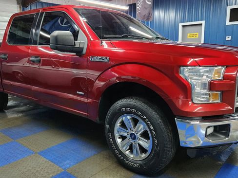 Used 2016 Ford F150 XLT image 2