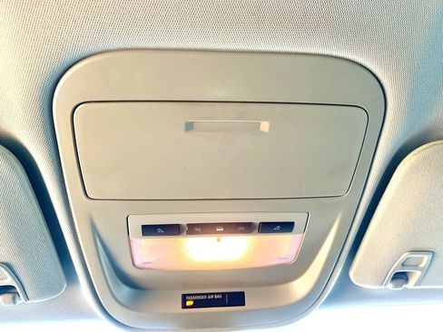 Used 2017 Chevrolet Colorado LT w/ LT Convenience Package image 17