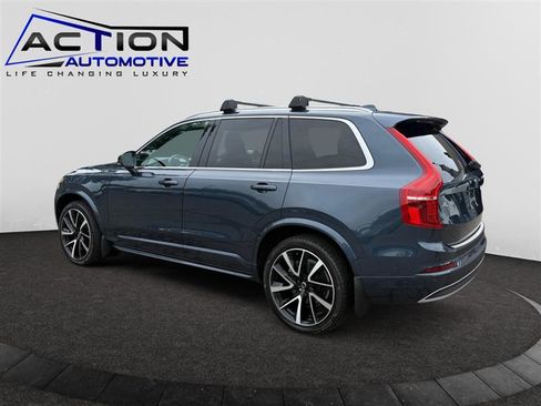 Used 2022 Volvo XC90 T6 Momentum w/ Advanced Package AWD/4WD image 6