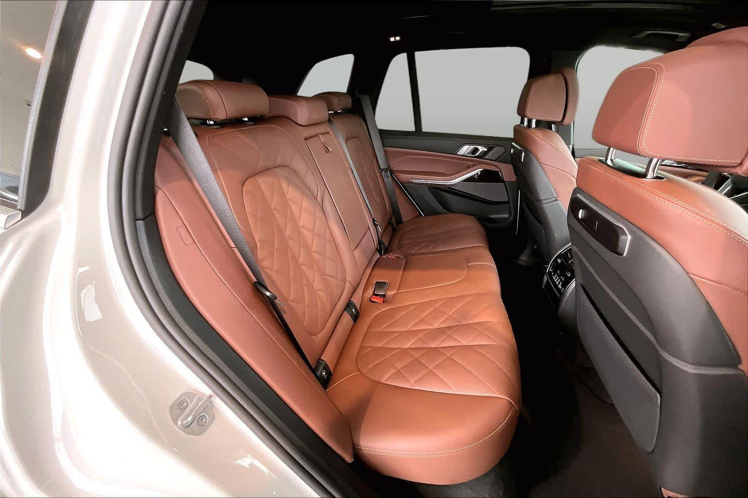 Used 2026 BMW X5 sDrive40i RWD image 21